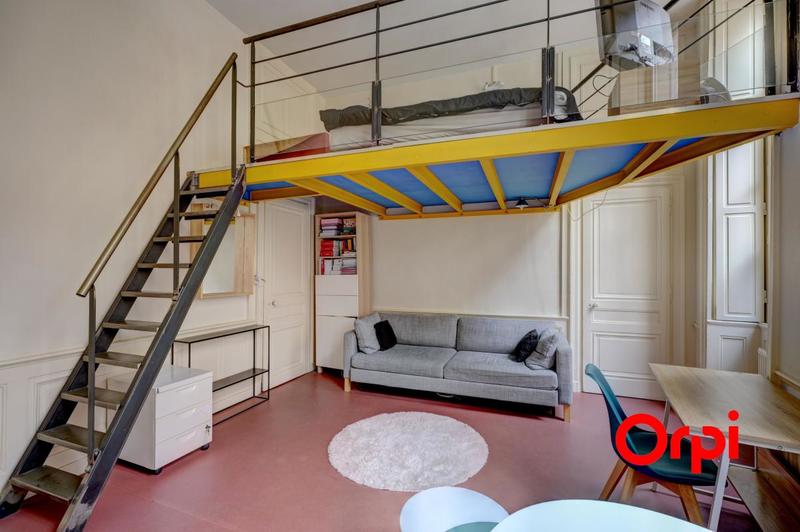 Studio - 28 m² - 1 pièce