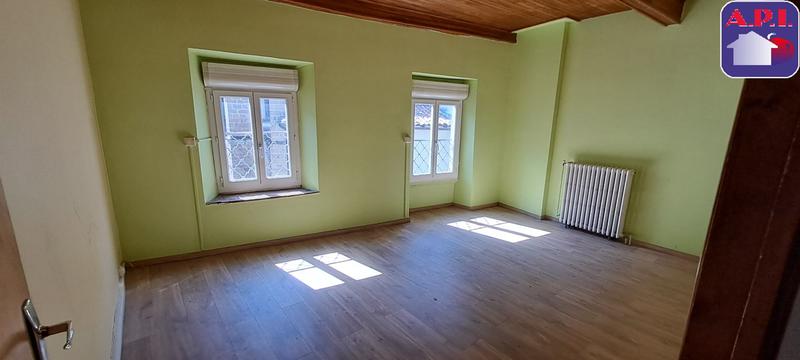 Maison - 122 m² - 4 pièces
