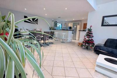 Maison - 113 m² - 5 pièces