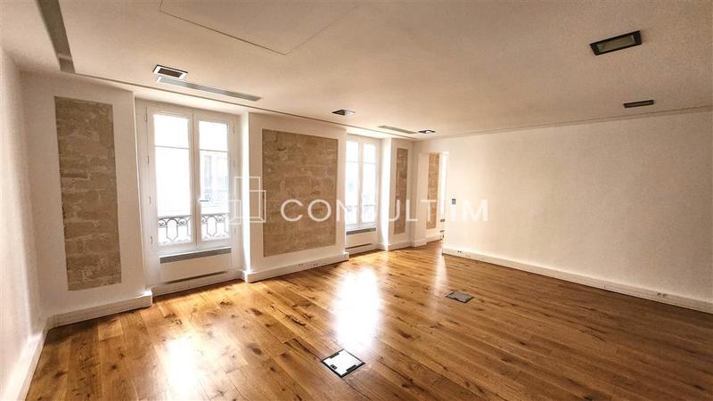 Bureau - 85 m² - 2 pièces