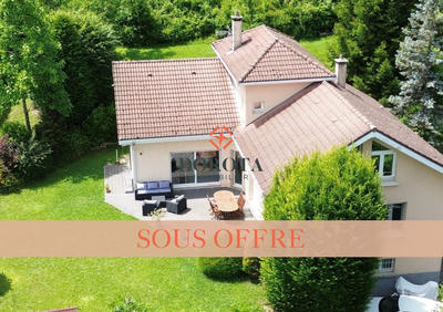 Villa - 189 m² - 6 pièces