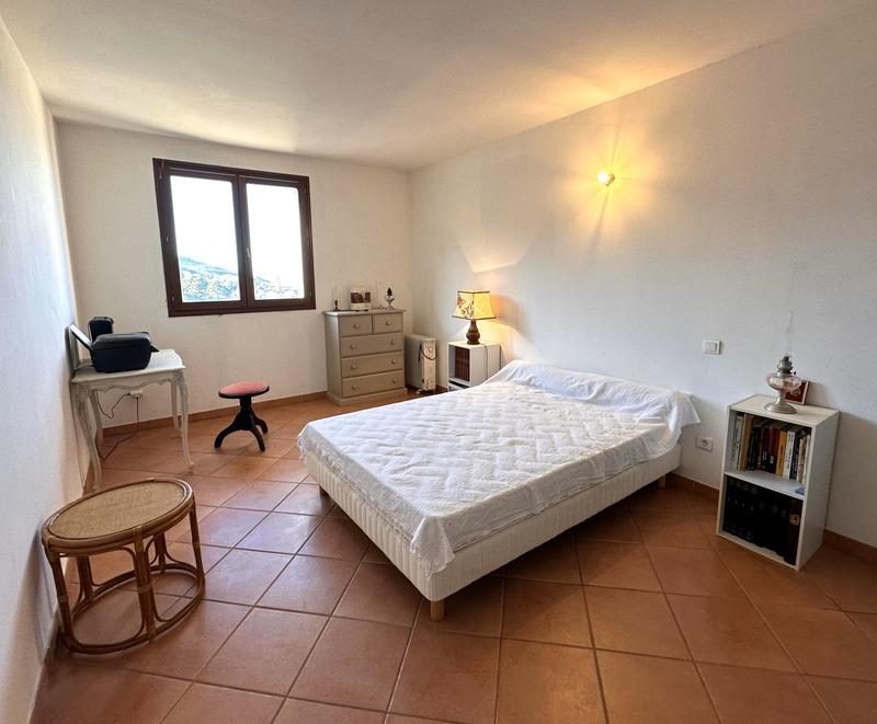 Propriété - 130 m² - 6 pièces