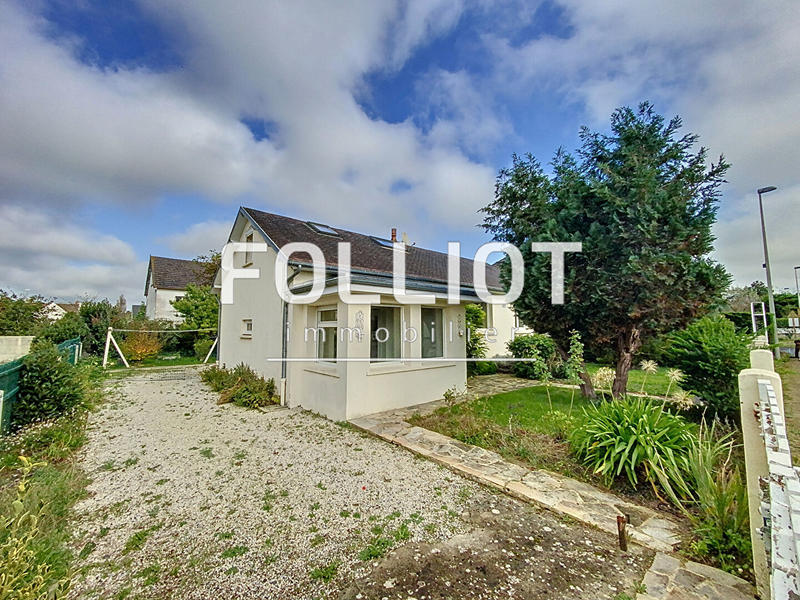 Maison - 93 m² - 5 pièces