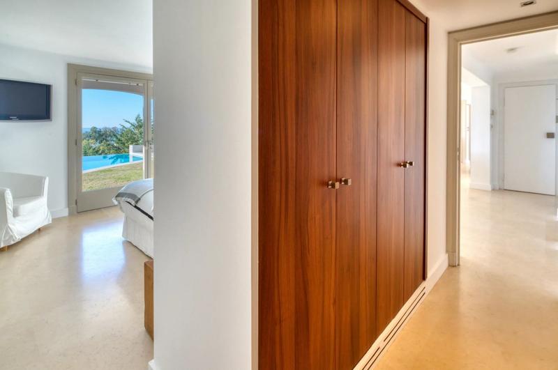 Villa - 320 m² - 6 pièces