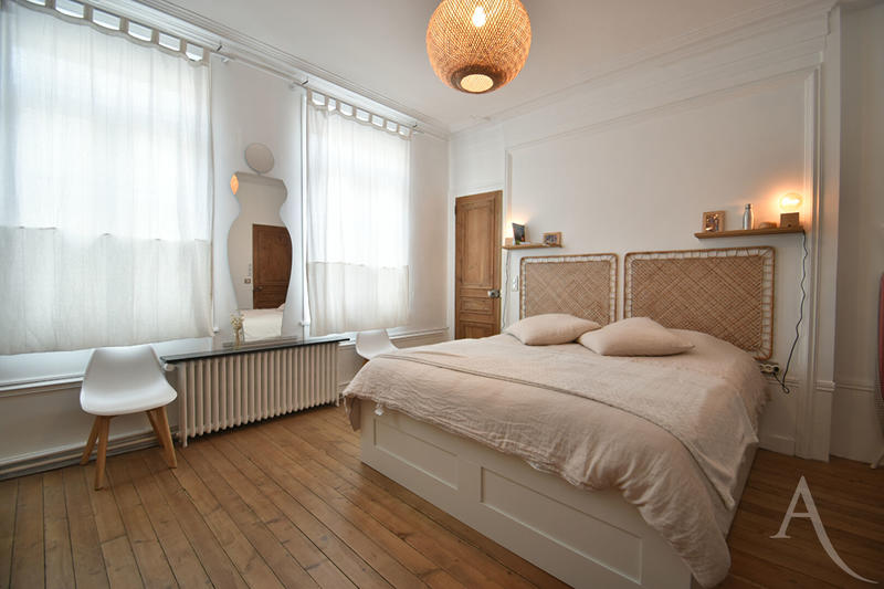 Maison - 151 m² - 7 pièces