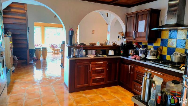 Maison - 110 m² - 4 pièces