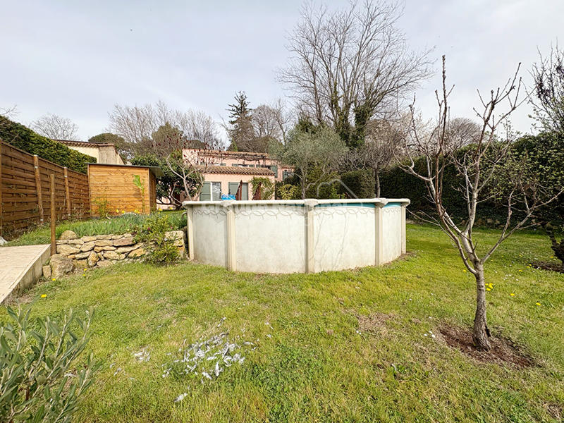 Maison - 143 m² - 6 pièces