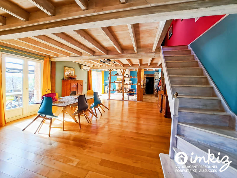 Maison - 285 m² - 7 pièces