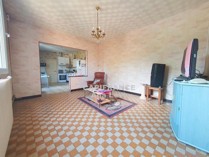 Maison traditionnelle - 165 m² - 6 pièces