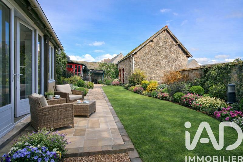 Maison - 90 m² - 5 pièces