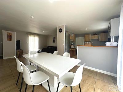 Maison - 127 m² - 6 pièces