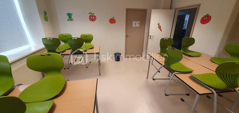 Bureau - 531 m² - 12 pièces