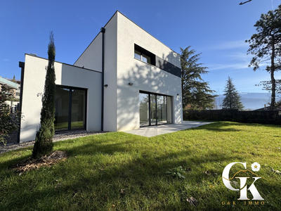 Maison contemporaine - 141 m² - 5 pièces