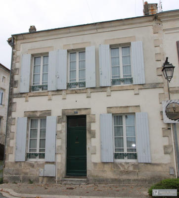 Maison ancienne - 118 m² - 4 pièces