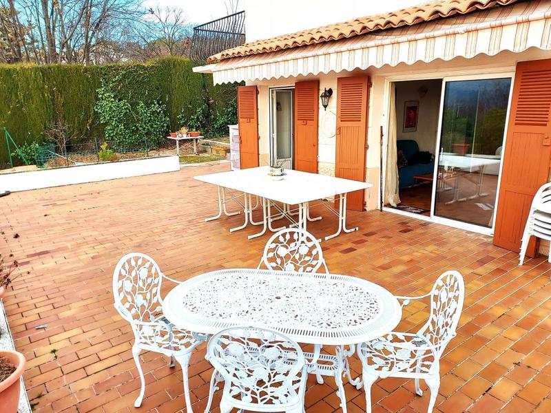 Villa - 145 m² - 6 pièces