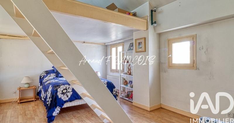 Maison - 376 m² - 9 pièces