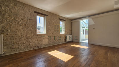 Maison - 180 m² - 6 pièces