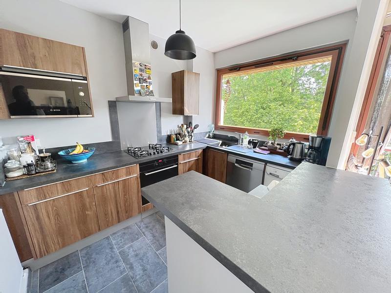 Appartement - 85 m² - 4 pièces