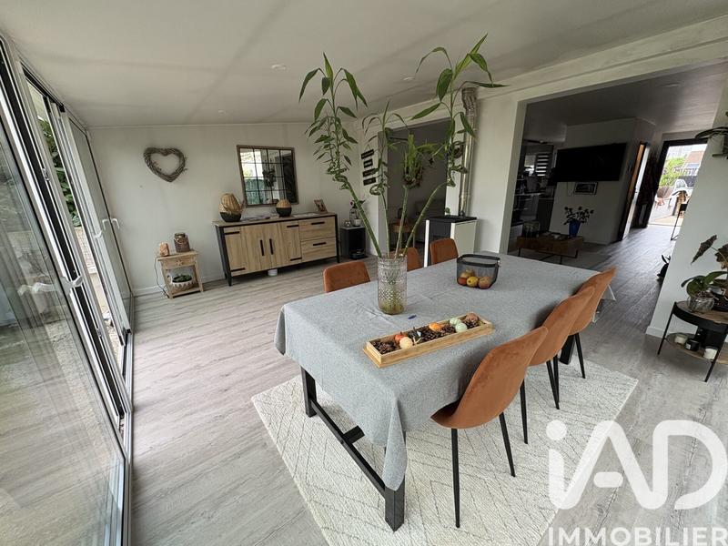 Maison - 98 m² - 5 pièces