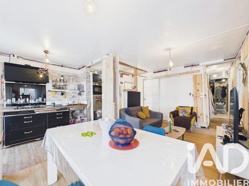 Appartement - 90 m² - 6 pièces