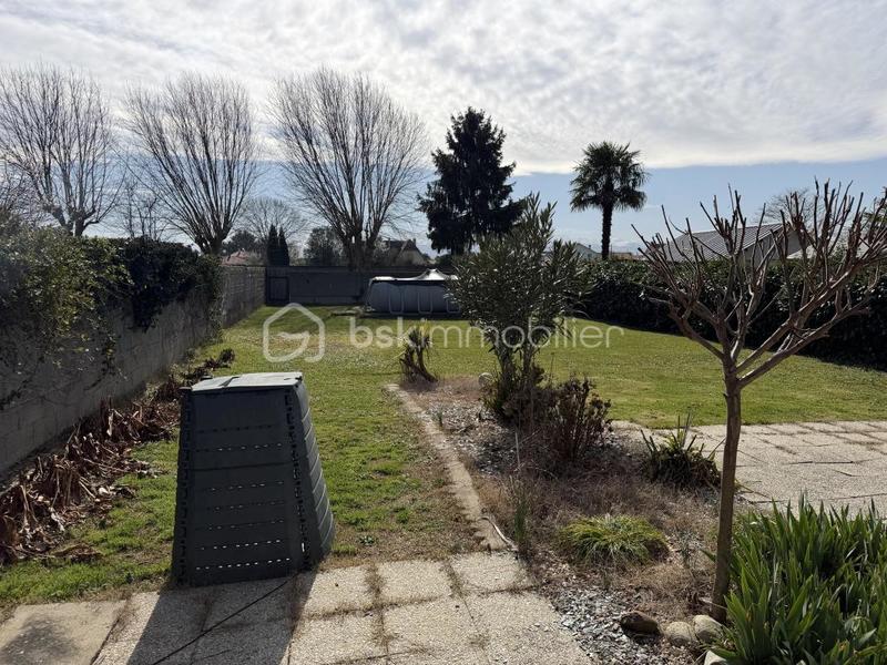 Maison - 106 m² - 9 pièces