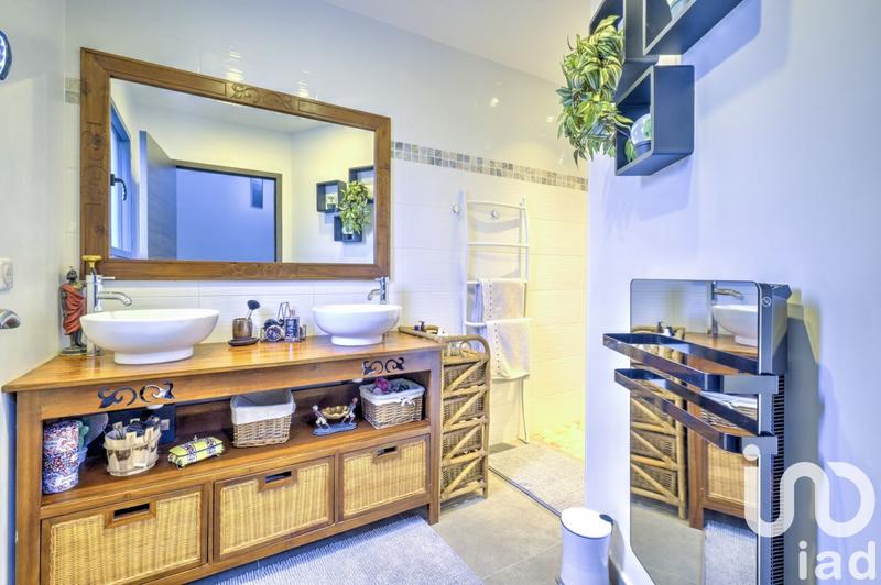 Maison - 160 m² - 7 pièces