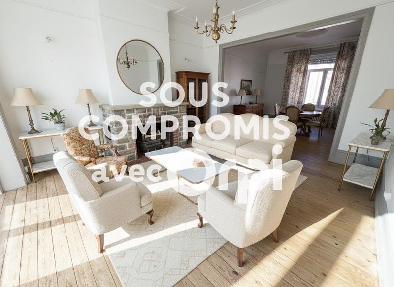 Maison - 226 m² - 12 pièces