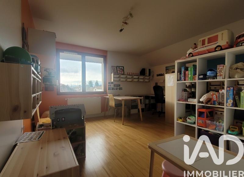 Maison - 214 m² - 6 pièces