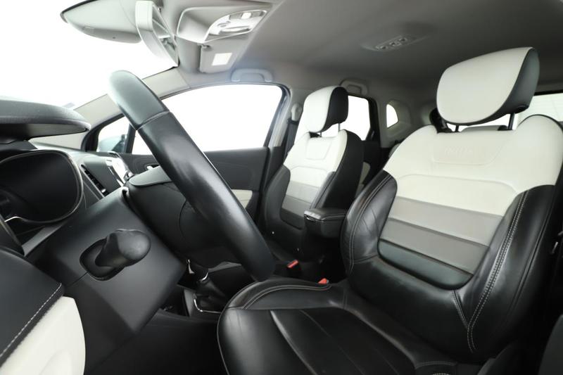 Renault Captur 1.5 dCi Initiale Paris Edc 90 ch