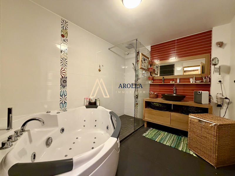 Appartement - 86 m² - 3 pièces