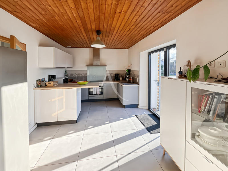 Maison - 133 m² - 6 pièces