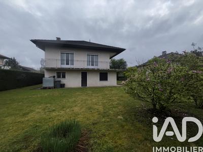 Maison - 122 m² - 4 pièces