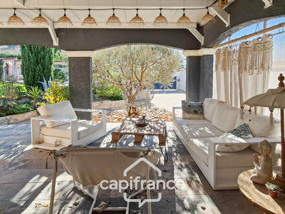 Villa - 160 m² - 8 pièces