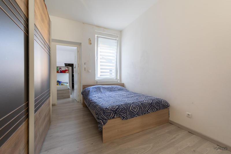 Maison - 162 m² - 9 pièces