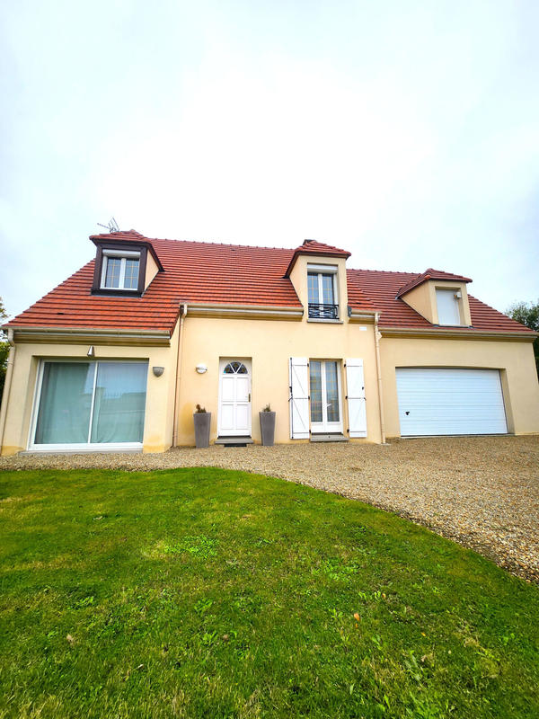 Maison - 120 m² - 6 pièces