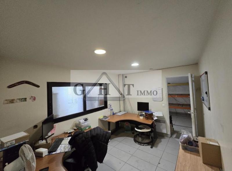 Local commercial - 275 m²