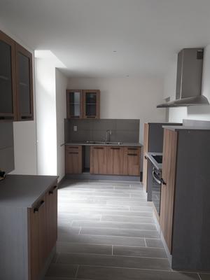 Maison - 98 m² - 4 pièces