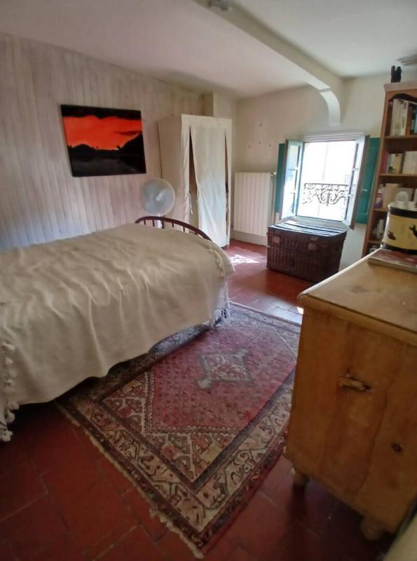 Maison - 230 m² - 7 pièces