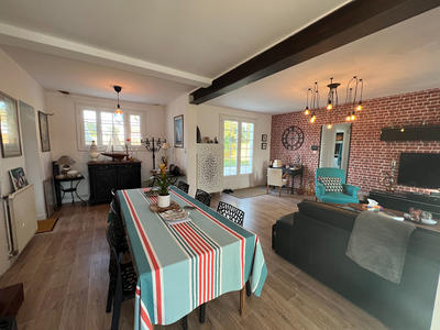 Maison - 90 m² - 3 pièces