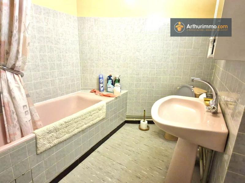 Maison - 137 m² - 6 pièces