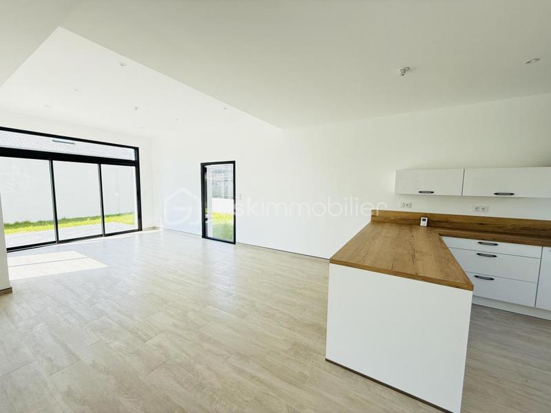 Maison - 162 m² - 6 pièces