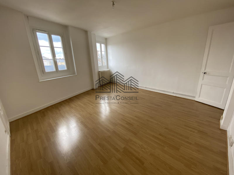 Appartement - 90 m² - 3 pièces