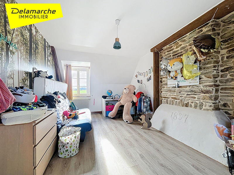 Maison - 137 m² - 6 pièces