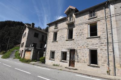 Maison - 119 m² - 12 pièces