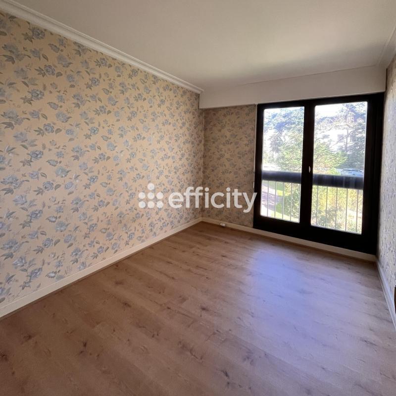 Appartement - 92 m² - 4 pièces