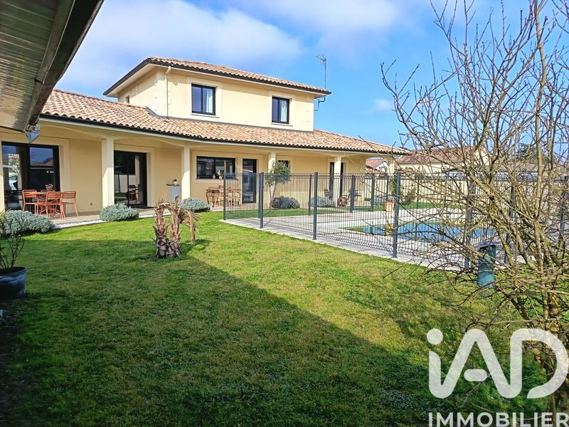 Maison - 170 m² - 6 pièces