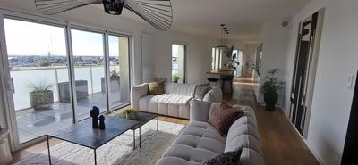 Appartement - 92 m² - 4 pièces