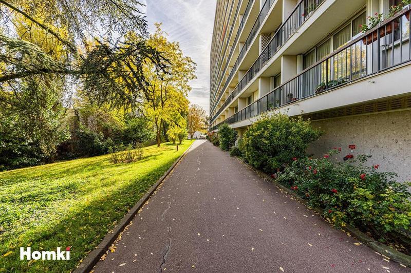 Appartement - 106 m² - 5 pièces