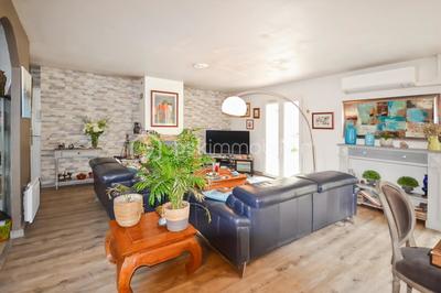 Maison - 111 m² - 5 pièces