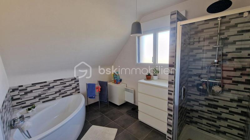 Maison - 115 m² - 5 pièces